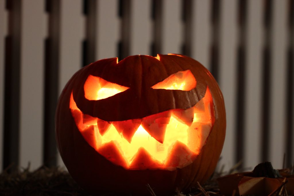 Wir bereiten unsere Halloween Party vor