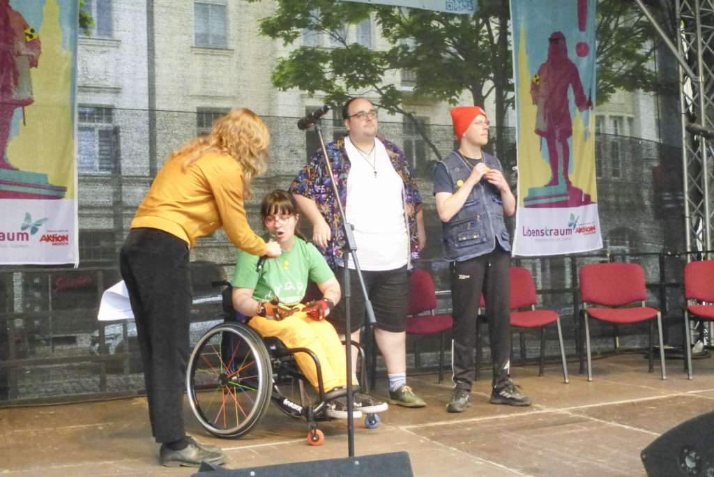 Protesttag zur Gleichstellung von Menschen mit Behinderung. Podiuamsdiskussion